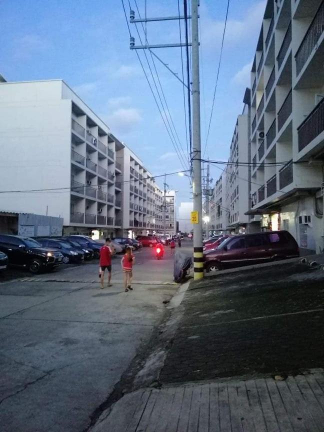 Ekonumi Rooms At Moonwalk Paranaque Paranaque City Экстерьер фото