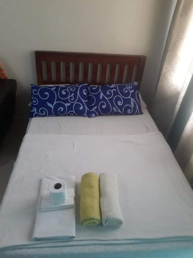 Ekonumi Rooms At Moonwalk Paranaque Paranaque City Экстерьер фото