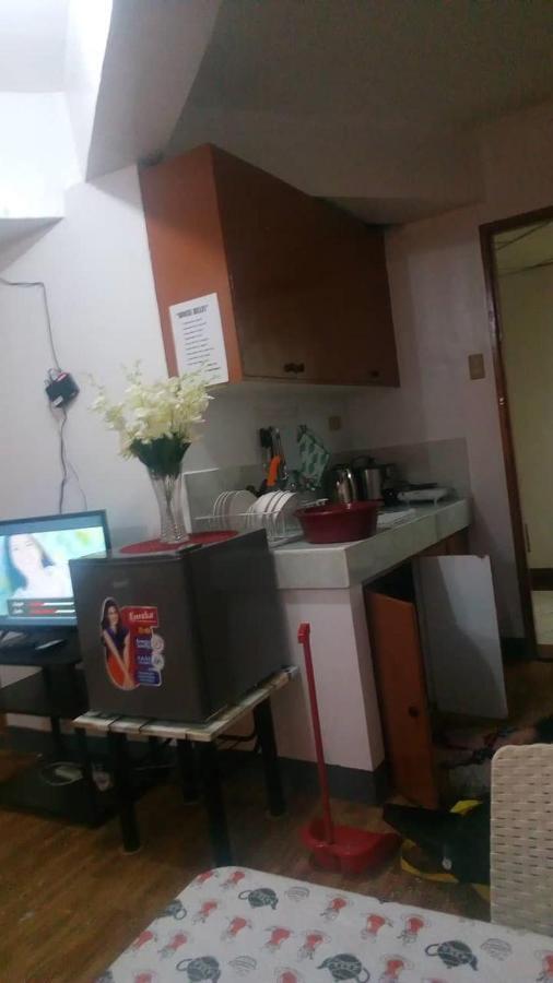 Ekonumi Rooms At Moonwalk Paranaque Paranaque City Экстерьер фото