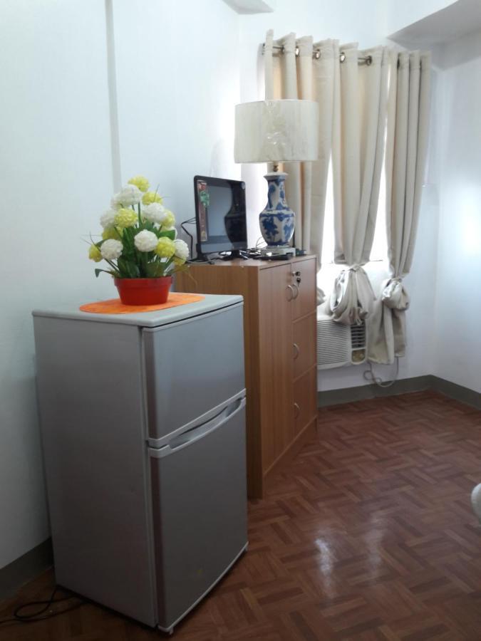 Ekonumi Rooms At Moonwalk Paranaque Paranaque City Экстерьер фото